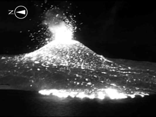 西之島（新島）噴火の様子　熱画像（西側から見た溶岩流）　2017年7月11日　（海上保安庁撮影）