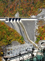 中空重力式コンクリートダム 日本・畑薙第一ダム