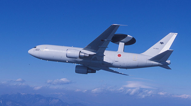 航空自衛隊　E-767 早期警戒管制機　写真画像
