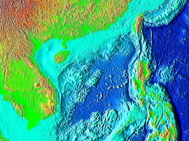 南シナ海 海底地形図