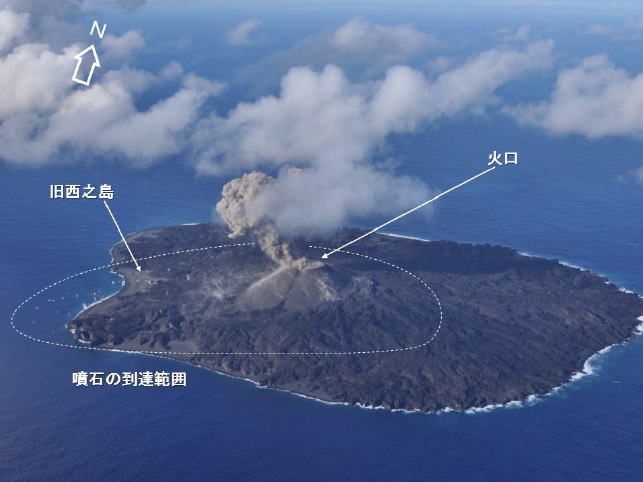 西之島（西ノ島）新島　噴火による噴石の飛散状況（11月17日撮影）